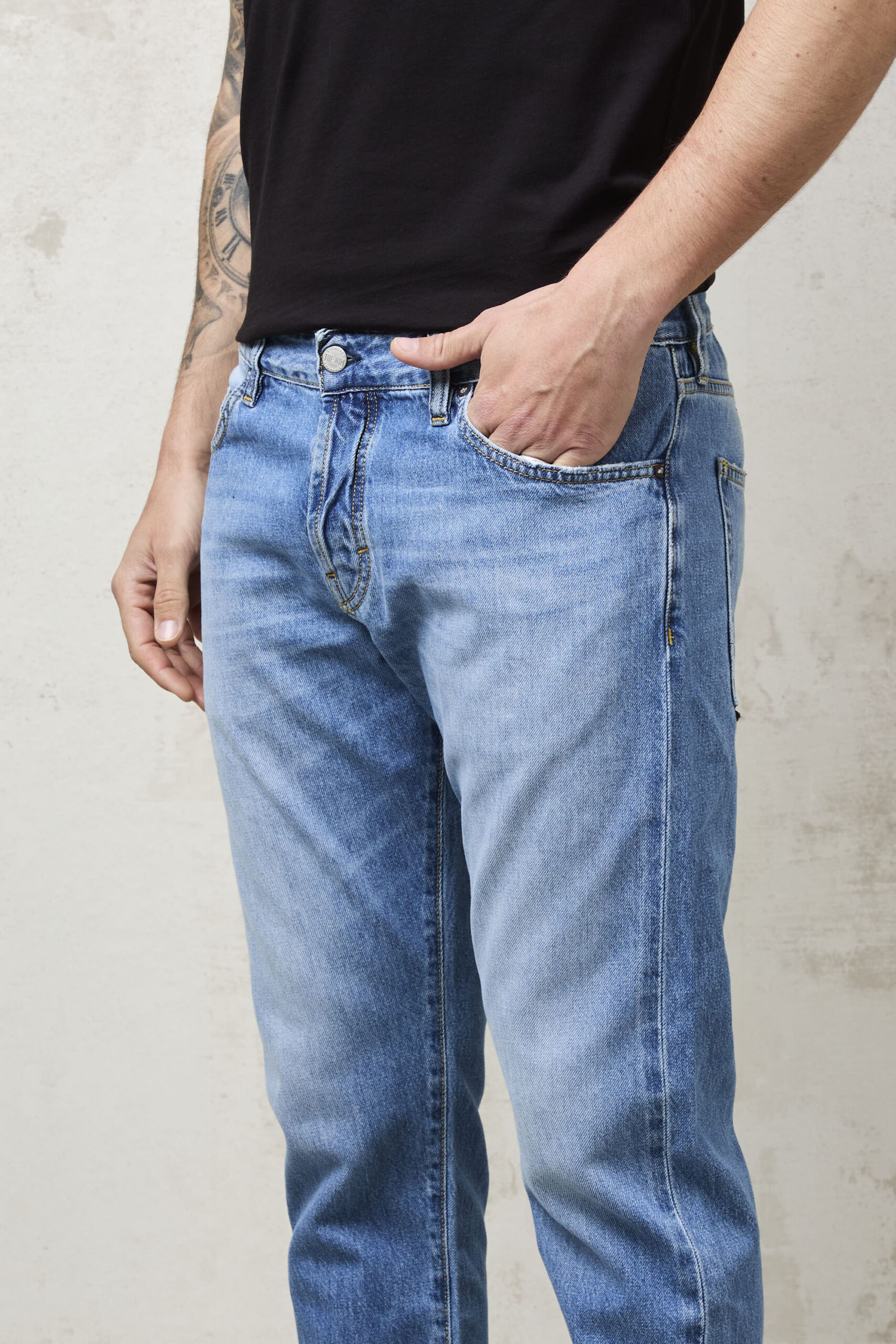 Parrion 1581 Men's Slim-Fit Jeans - Stylish & Comfortable Denim Pants - Image 4