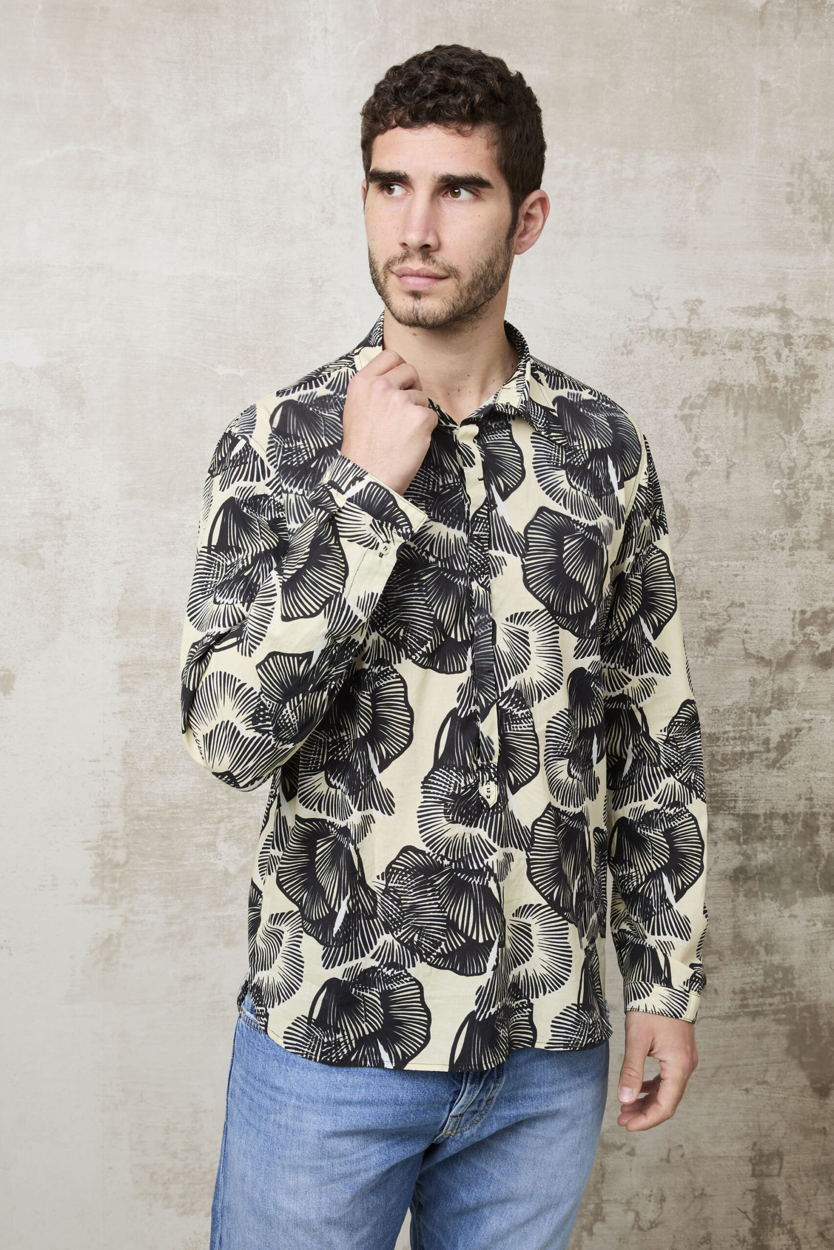 Parrion 1679 Women's Buffy Shirt - Stylish & Comfortable Linen Shirt - Image 5