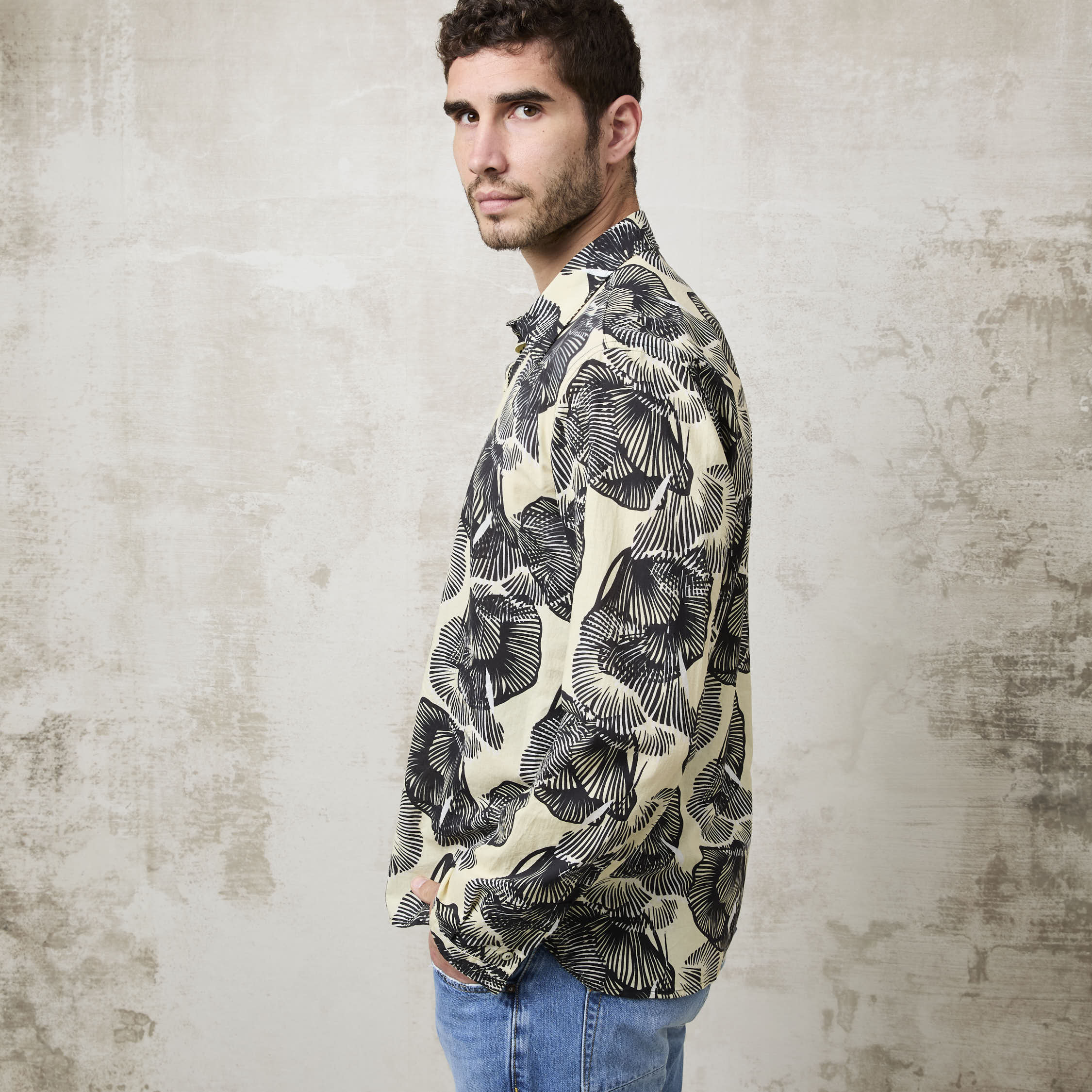 Parrion 1679 Women's Buffy Shirt - Stylish & Comfortable Linen Shirt - Image 9