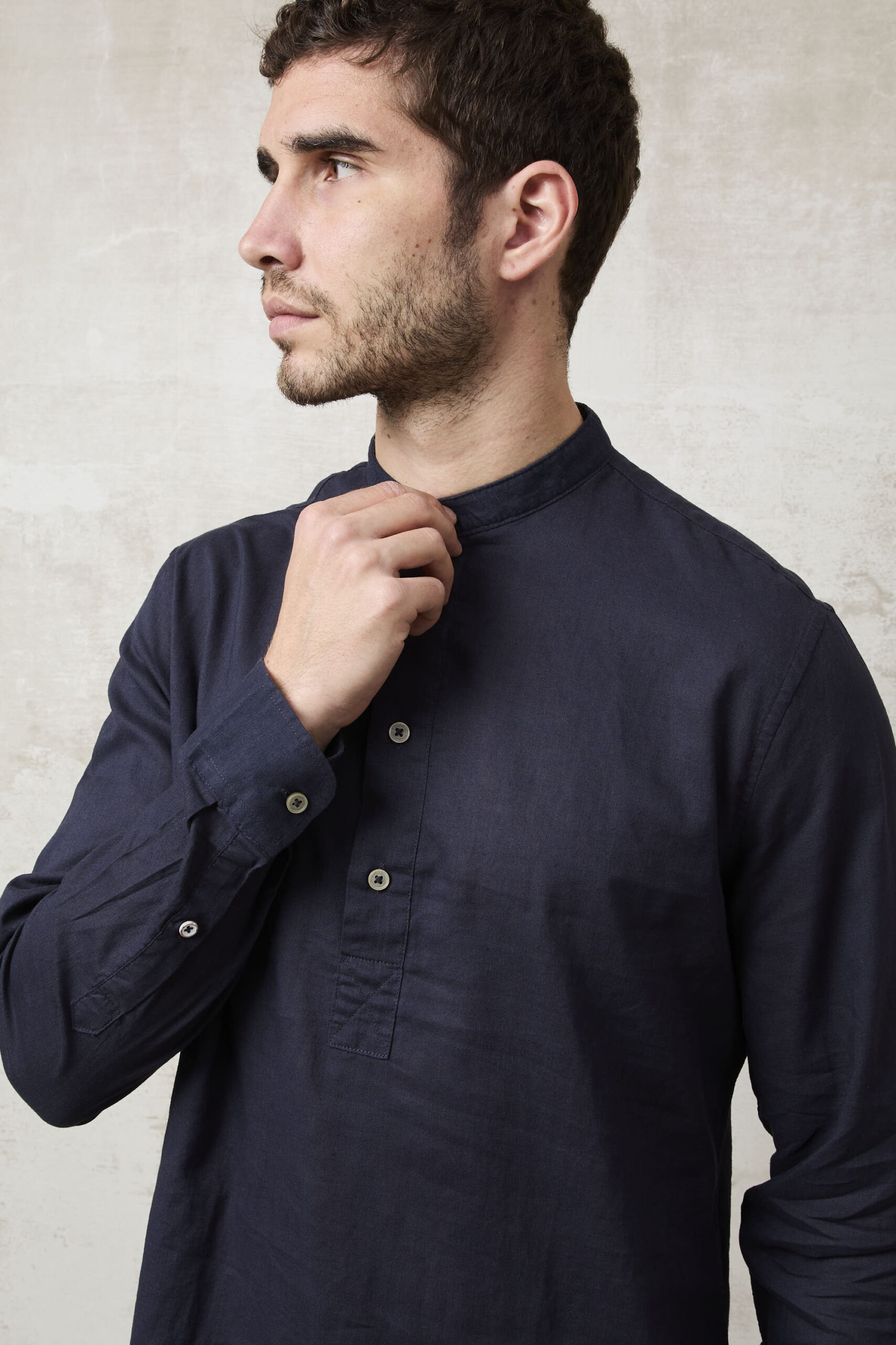 Parrion 1722 Men's Blue Serafino Shirt - Elegant & Comfortable Linen Shirt - Image 7