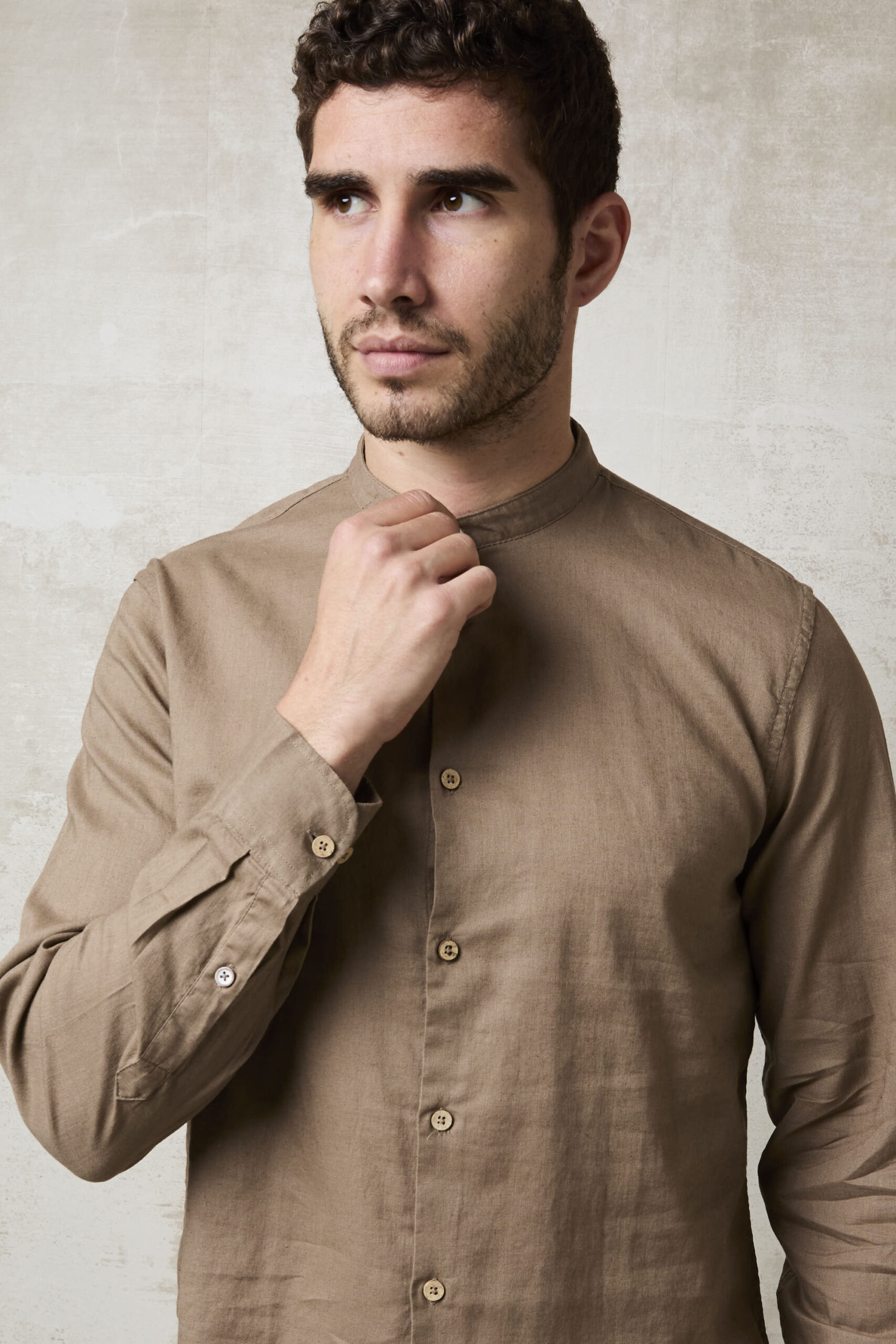 Parrion 1716 Men's Brown Linen Mandarin Collar Shirt - Stylish & Lightweight Summer Shirt - Image 3