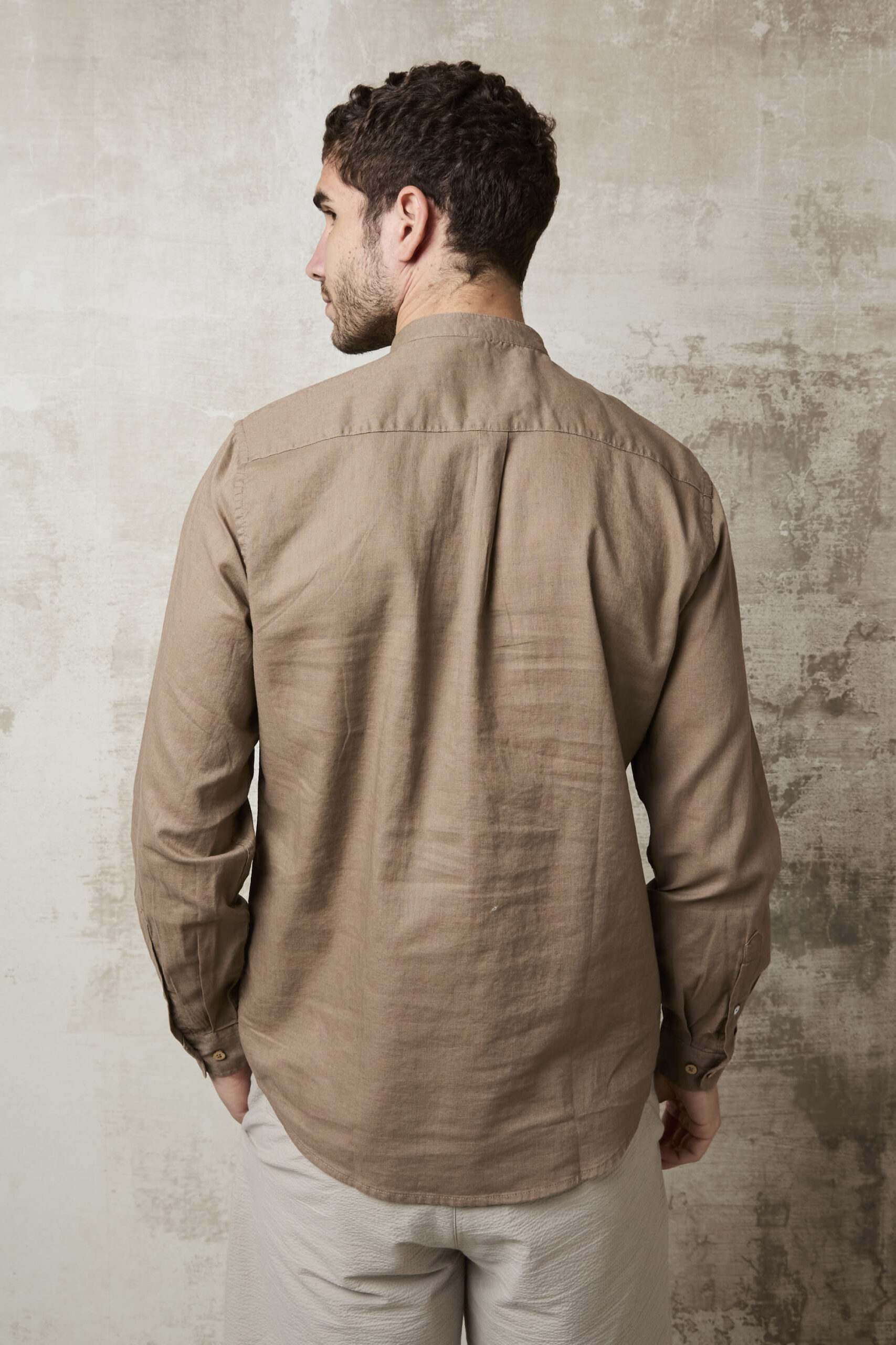 Parrion 1716 Men's Brown Linen Mandarin Collar Shirt - Stylish & Lightweight Summer Shirt - Image 4