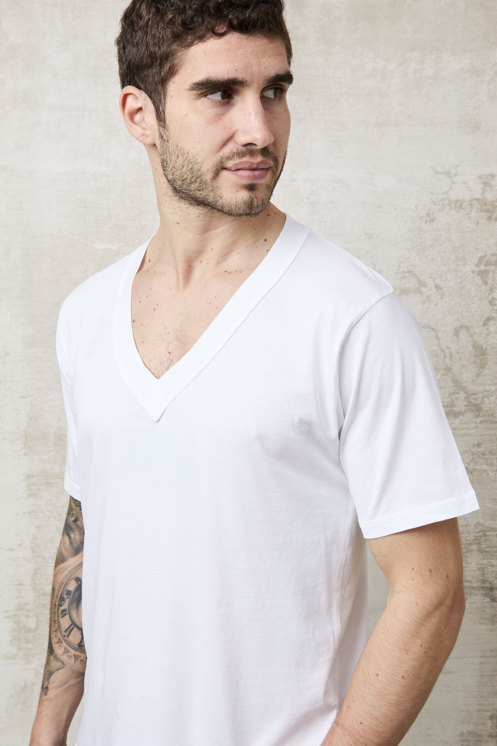 Parrion 1667 Women's Off-White V-Neck T-Shirt - Soft & Comfortable Casual Tee - Image 5